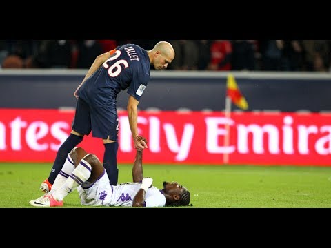 DIE BESTEN FAIRPLAY MOMENTE IN FUßBALL
