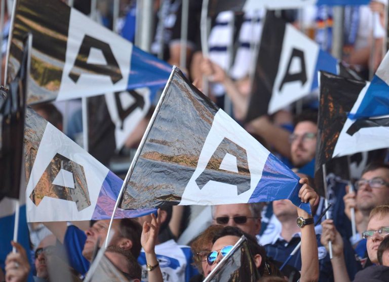 Arminia-Bielefeld-Fans