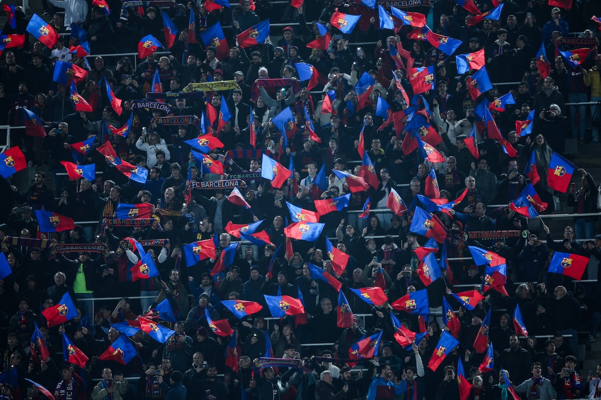 fc-barcelona-fans