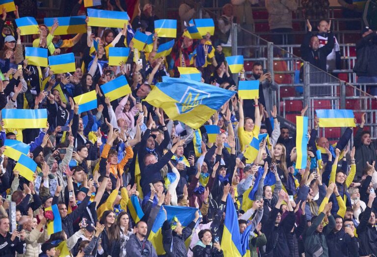 Ukraine-Fans-Fahne