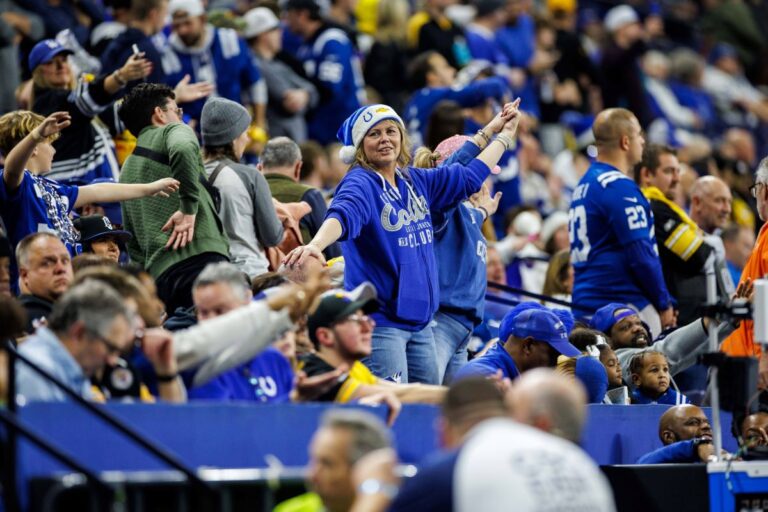 indianapolis-colts-fans
