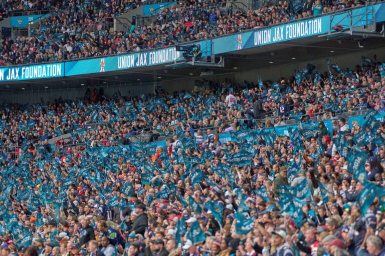 jacksonville-jaguars-fans