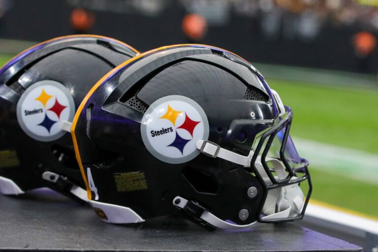 pittsburgh-steelers-helmet