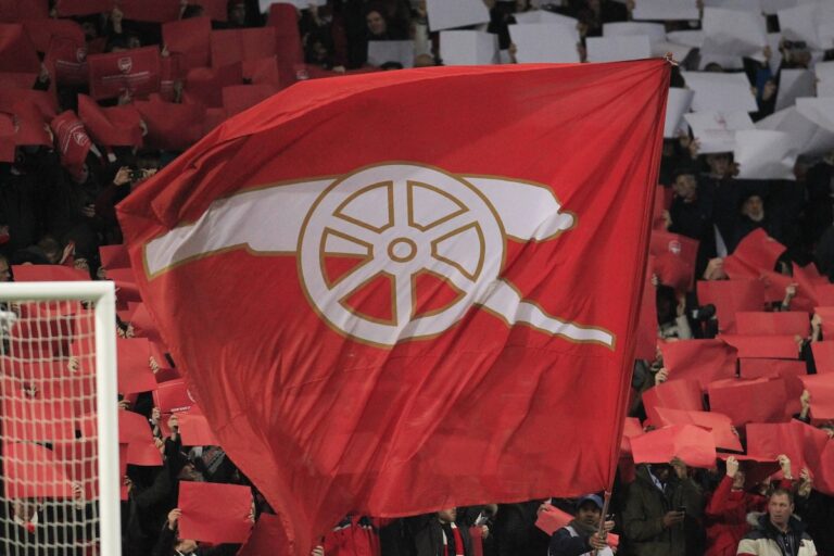 Arsenal-Fans-Fahne FC Arsenal News