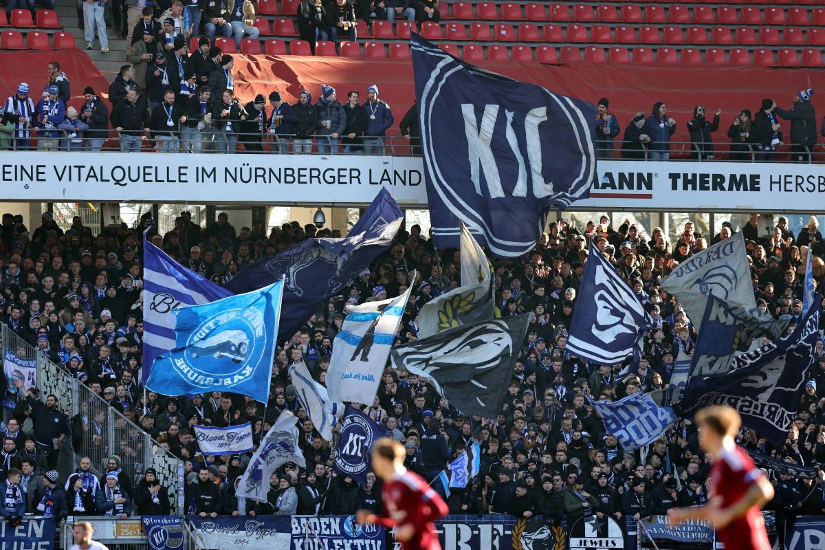 ksc-fans-flaggen