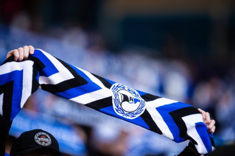 Arminia-Bielefeld-Fans