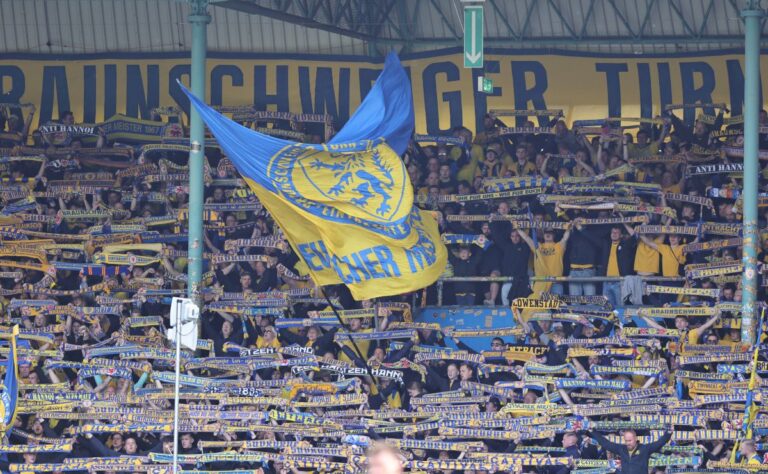 braunschweig-fans-flaggen