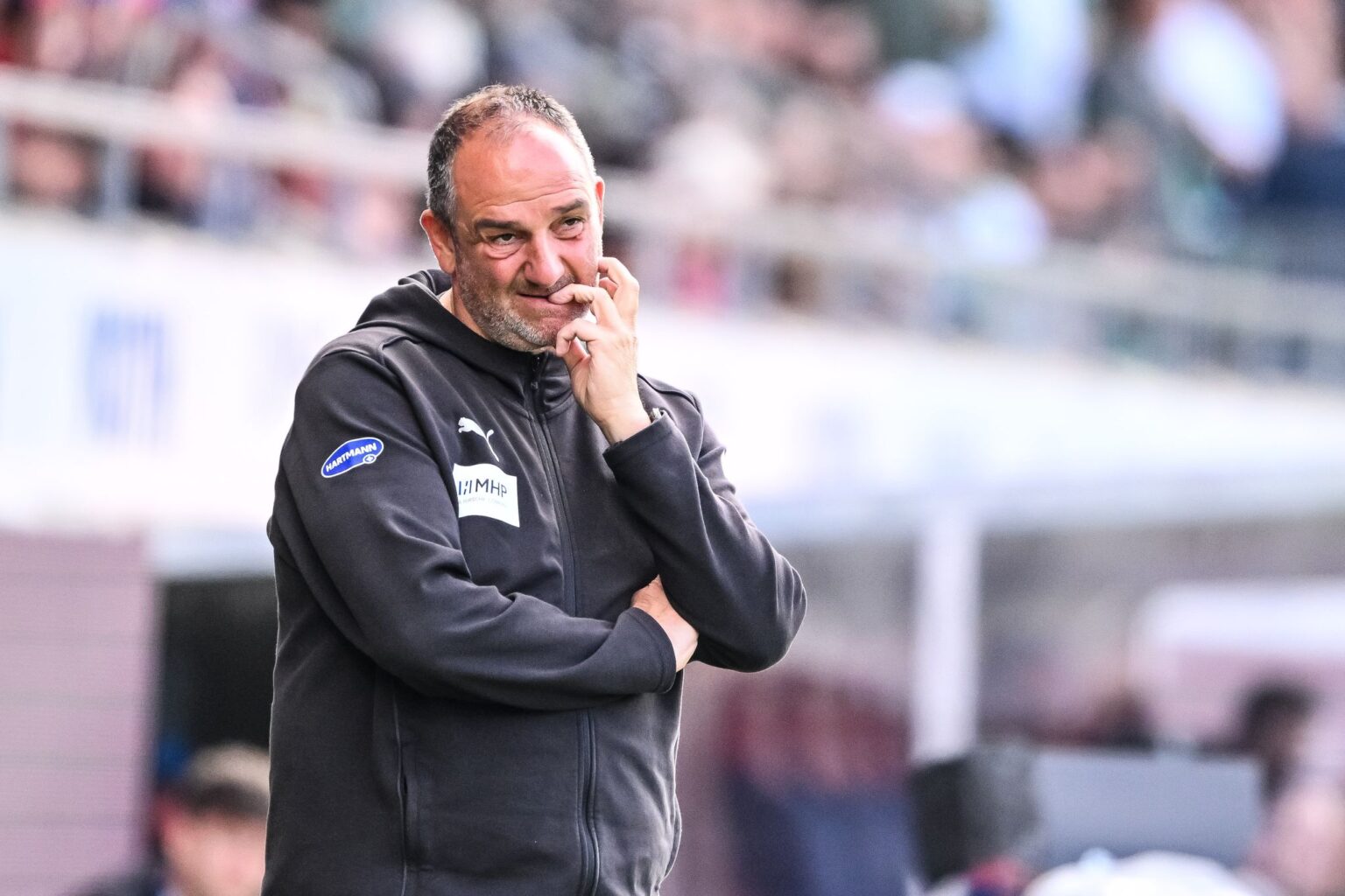 Blickt entschlossen auf das Relegationsduell: Frank Schmidt.