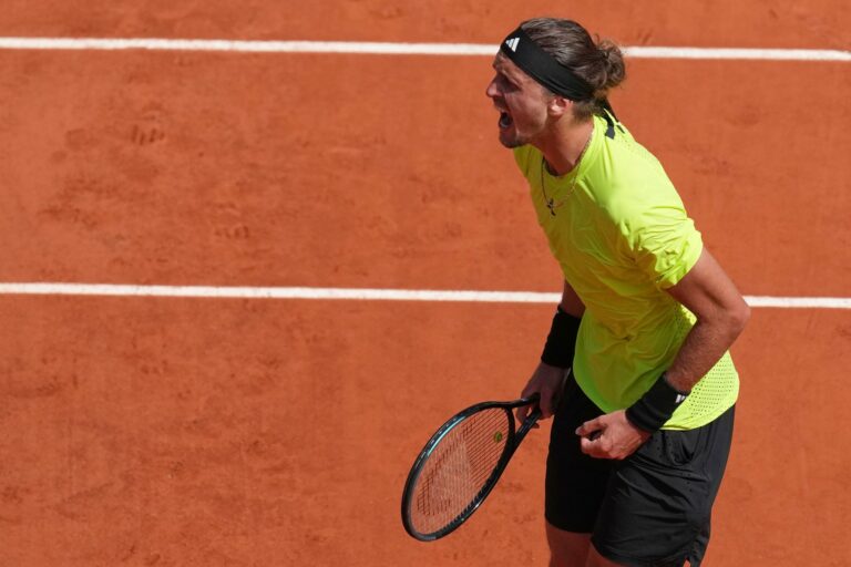 Für Alexander Zverev wird es in der zweiten Woche von Paris jetzt richtig ernst.