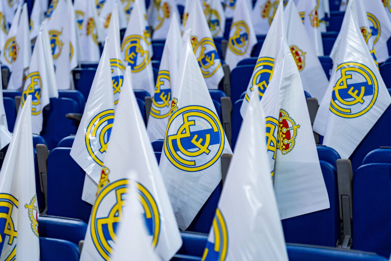 Real-Madrid-Fans