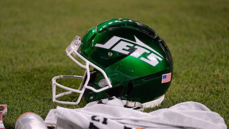 new-york-jets-helm