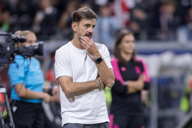 Niko Arnautis und seine Frankfurterinnen haben in den Playoffs der Champions League einen schweren Gegner bekommen. (Archivbild)