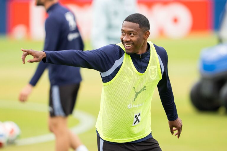 Er hat gut lachen: Alaba hat einen neuen Verein gefunden - in Italien. (Archivbild)