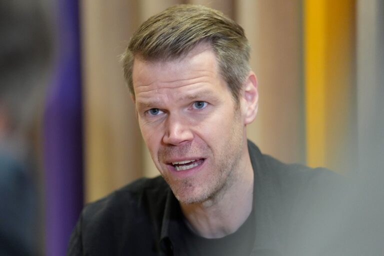 Meldet erfreuliche Wirtschaftszahlen für den HSV: Finanzvorstand Eric Huwer. (Archivbild)