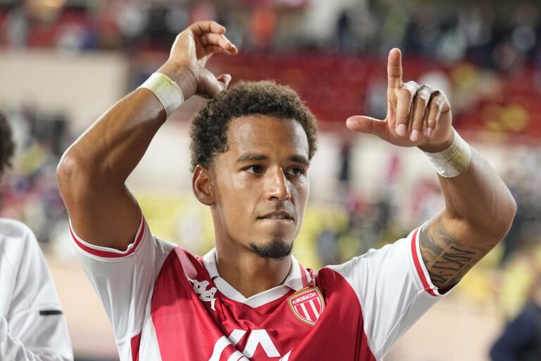 Thilo Kehrer spielt künftig für Ajax Amsterdam. (Archivbild)