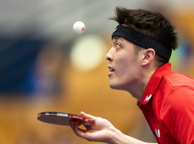 Turniersieg für Dang Qiu: Der deutsche Tischtennis-Nationalspieler gewann den WTT-Wettbewerb in Astana.