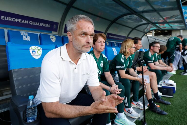 Zwei Härtetests mit Blick auf die WM 2027: Bundestrainer Christian Wück. (Archivbild)