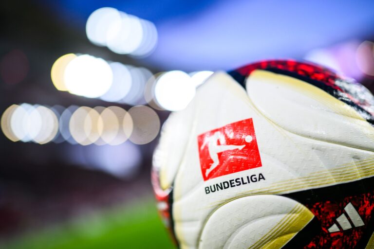 Die Bundesliga hat die Spieltage bis Ende November angesetzt. (Archivbild)