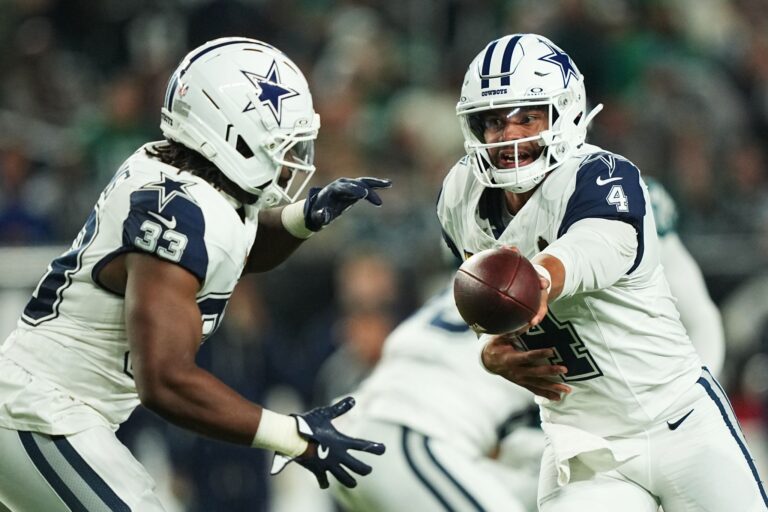 Cowboys-Quarterback Dak Prescott (r.) hatte das Spiel fest im Griff.
