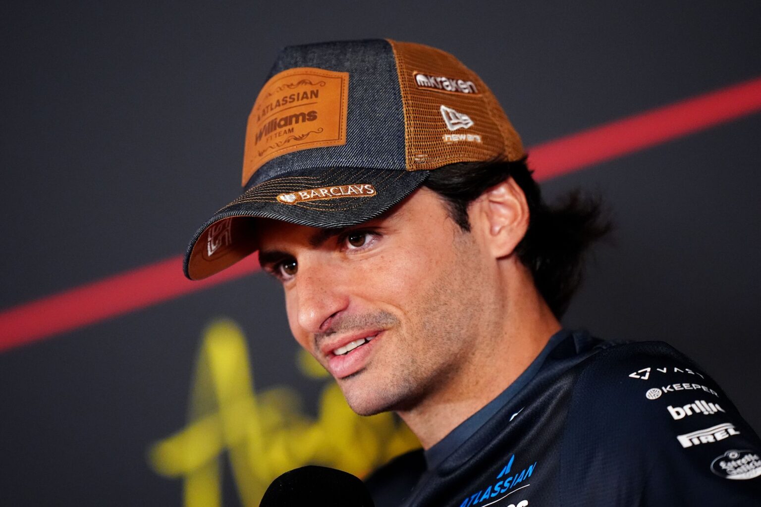 Sainz äußert Bedenken wegen des Iran-Kriegs.