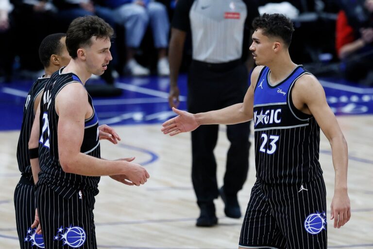 Tristan Da Silva (rechts) bleibt Teamkollege von Franz Wagner bei den Orlando Magic.