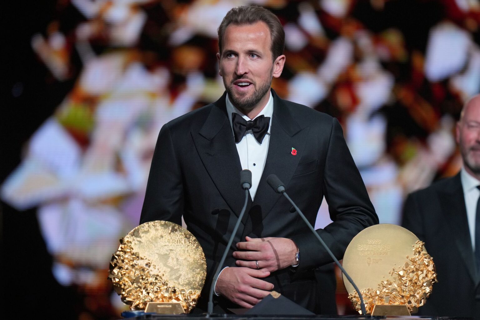 Harry Kane ist mit dem Ballon d'Or ausgezeichnet worden.