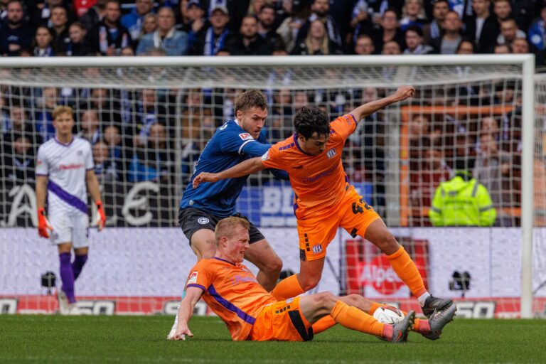 Das Duell Bielefeld gegen Osnabrück war umkämpft.