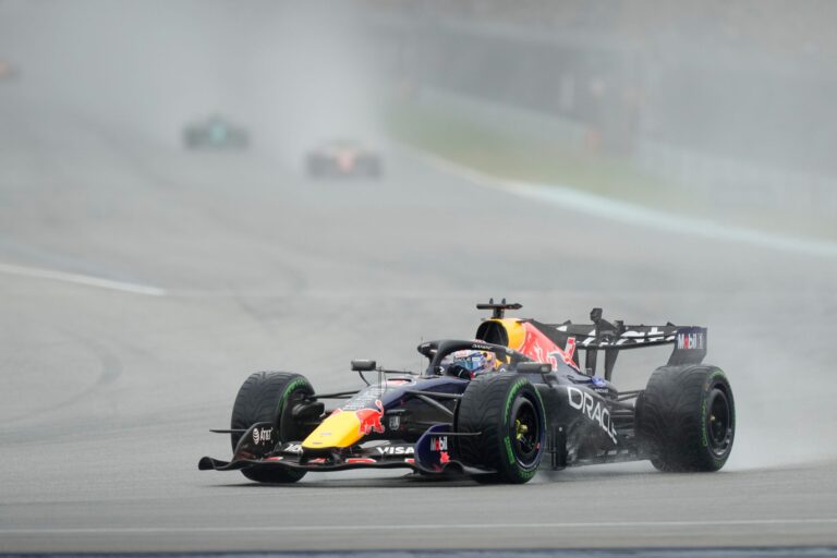 Der erste Sieg für Verstappen in diesem Jahr.