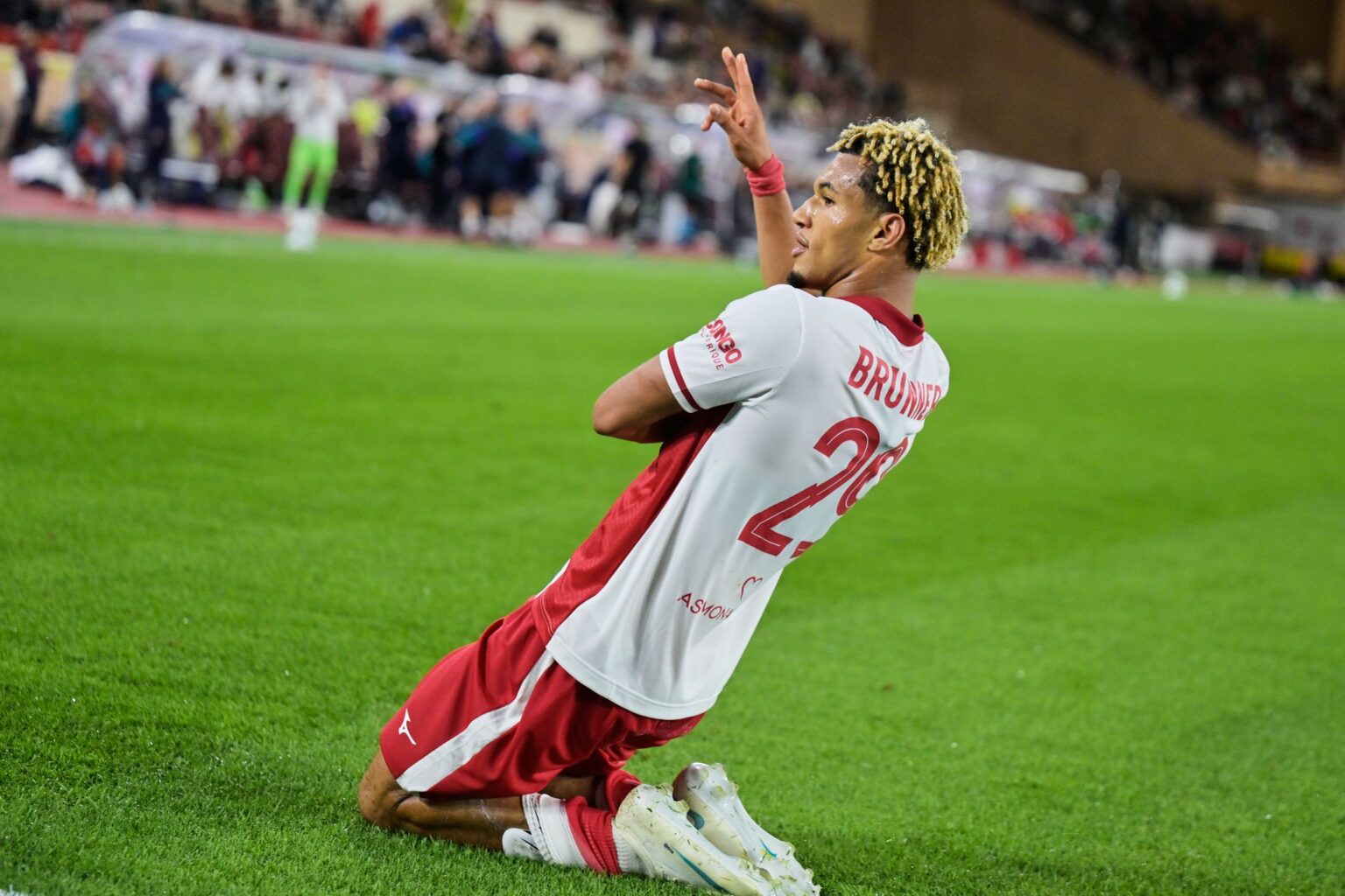 Paris Brunner jubelt über das 1:0.
