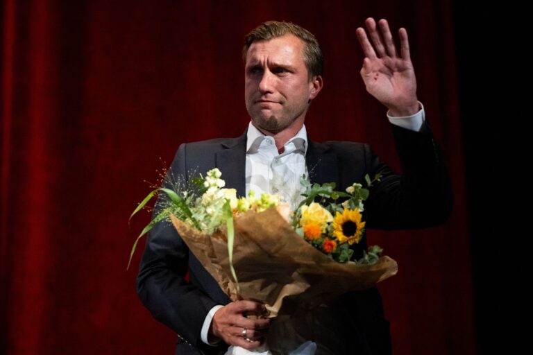 Verabschiedete sich mit Tränen: Markus Krösche. (Archivbild)