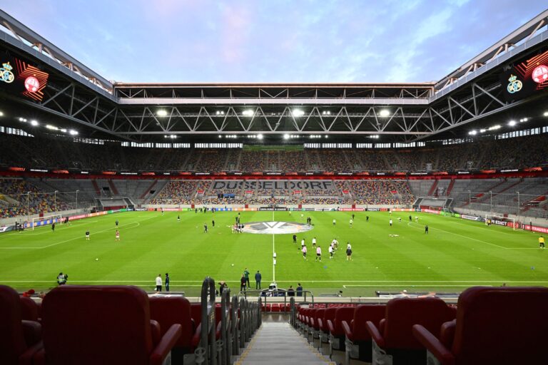 Union St. Gilloise und Hapoel Beerscheva spielten ohne Zuschauer in Düsseldorf.
