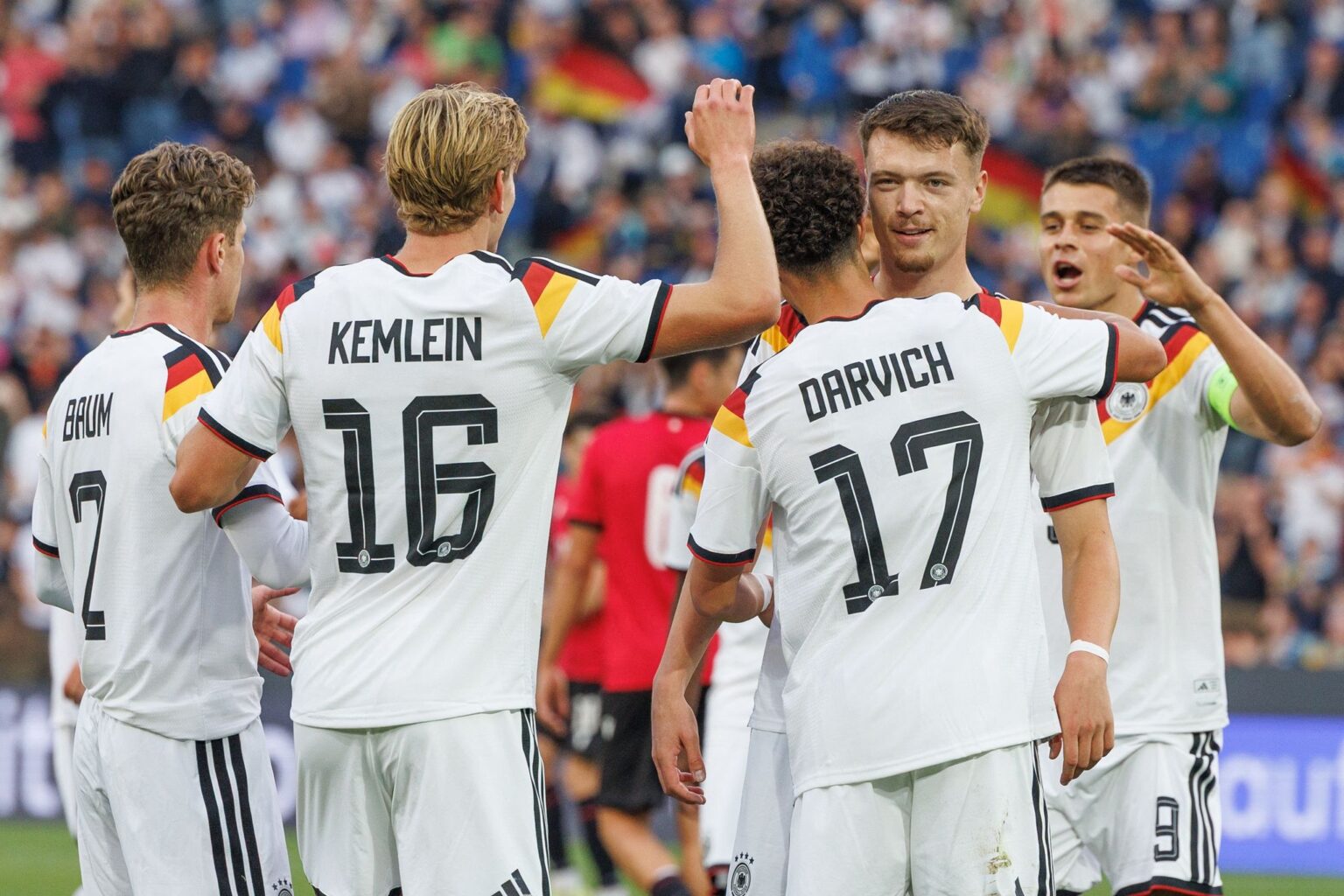 Die deutsche U21 jubelt über das EM-Ticket.