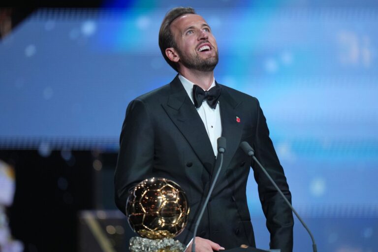 Harry Kane ist mit dem Ballon d'Or ausgezeichnet worden.