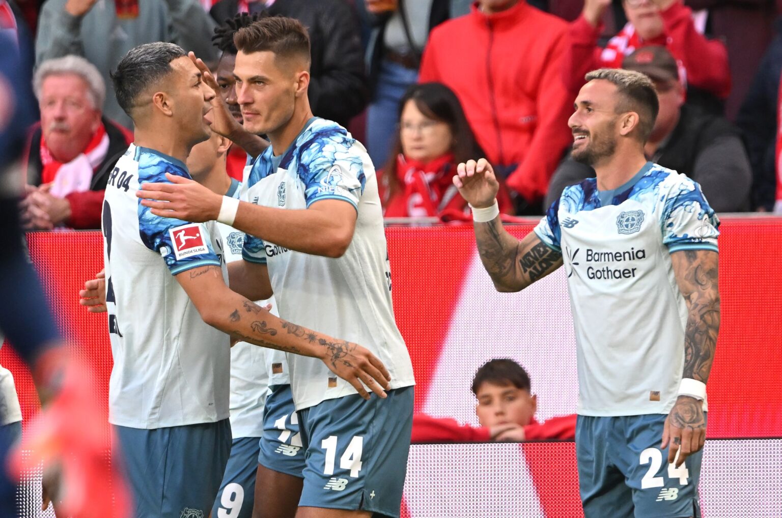 Leverkusen jubelt über einen Sieg in Mainz.