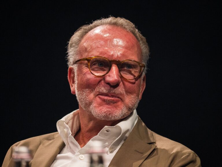 Der frühere Bayern-Chef Karl-Heinz Rummenigge sagt, warum Harry Kane den Ballon d'Or verdient hat. (Archivbild)