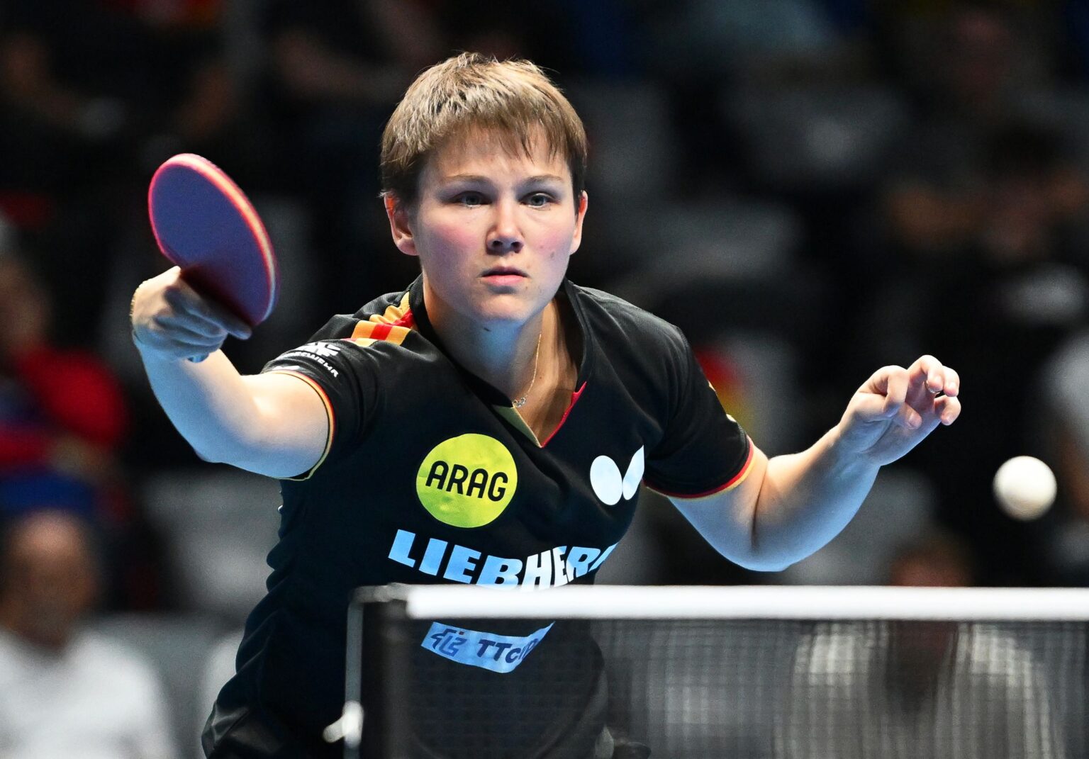 Zwei Medaillen sind sicher: Nina Mittelham bei der Tischtennis-EM (Archivbild).