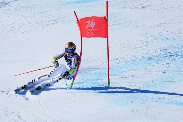 Lena Dürr will im Riesenslalom von Sölden angreifen. (Archivbild)