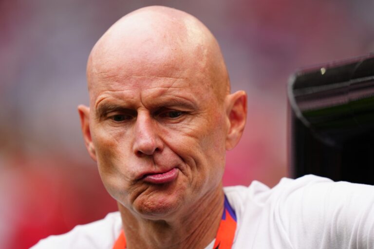 Norwegens Nationaltrainer Stale Solbakken prophezeit dem BVB in Bodö ein kompliziertes Spiel. (Archivbild)