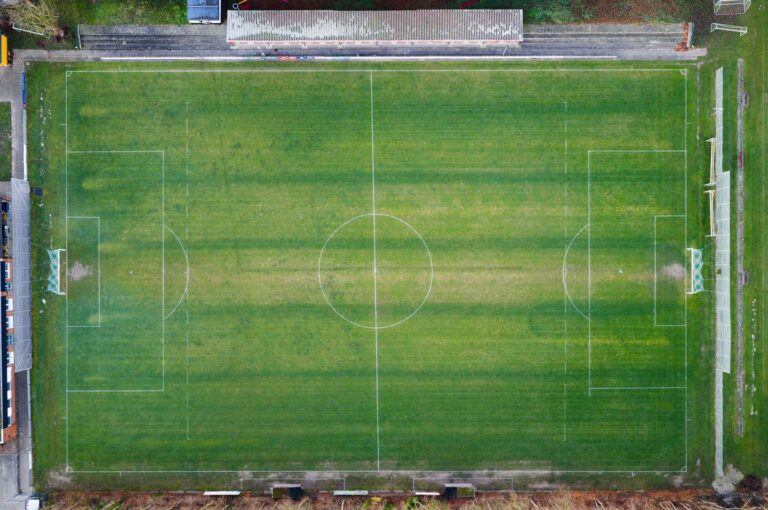 Was bleibt, wenn die Fußballkarriere endet? (Archivbild)