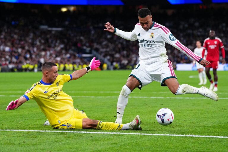 Kylian Mbappé verhalf Real Madrid mit seinen Toren zum Sieg gegen den FC Sevilla.