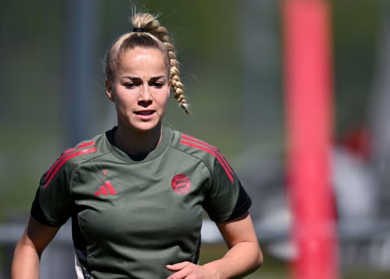 Erst einmal raus: Fußball-Nationalspielerin Giulia Gwinn. (Archivbild)